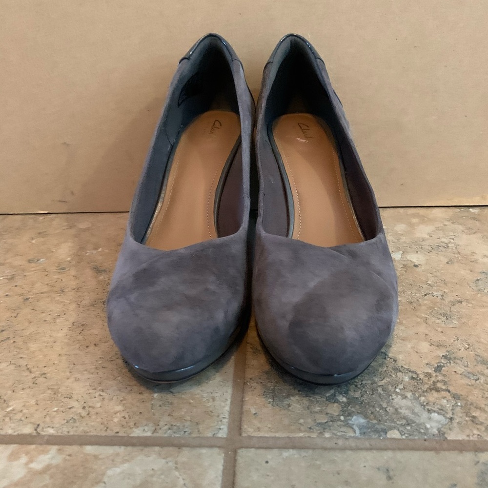 Used Clark’s Artisan heels